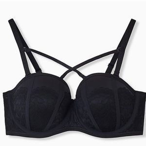 NWT TORRID BLACK LACE STRAPPY PUSH-UP BRA